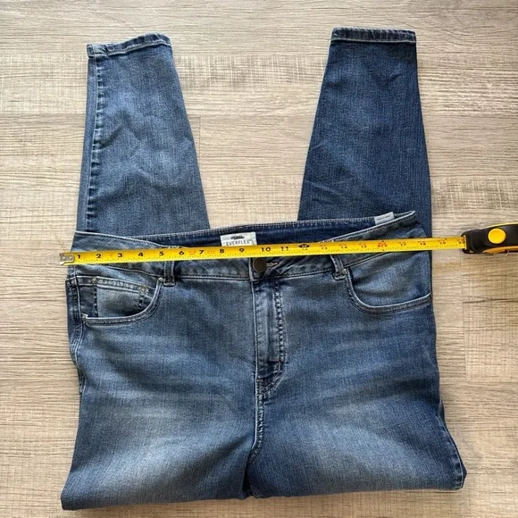 Maurices  everflex m.jeans super skinny high rise Curvy blue jeans size 12 - Picture 4 of 8